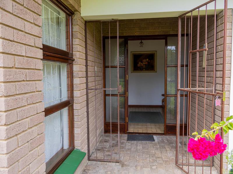 5 Bedroom Property for Sale in Heather Park Western Cape